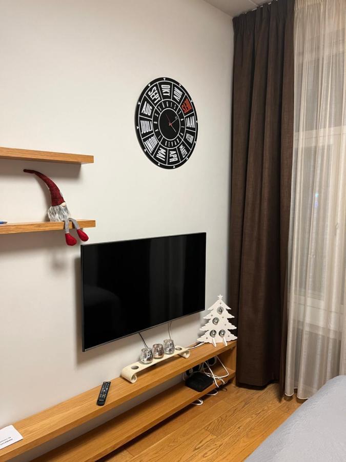 Mere Puiestee Apartment Tallinn Bagian luar foto