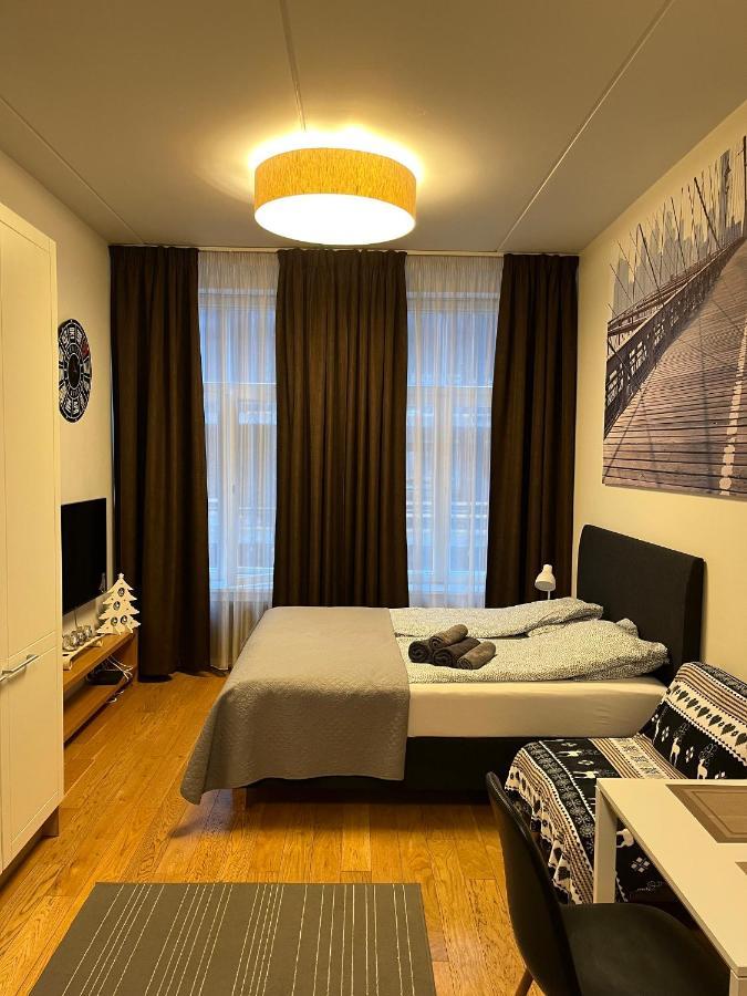 Mere Puiestee Apartment Tallinn Bagian luar foto