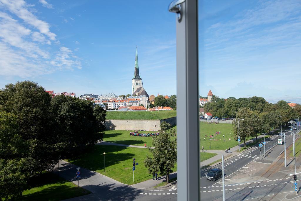 Mere Puiestee Apartment Tallinn Bagian luar foto